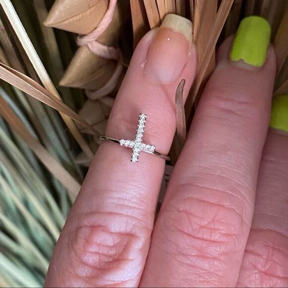 Cross White Gold Sterling Silver CZ Ring - Picture 2 of 7